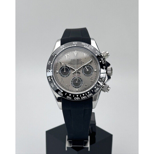 Custom Seiko Mod • Rhodium Grey Arabic Daytona Quartz Chronograph • 39.5mm
